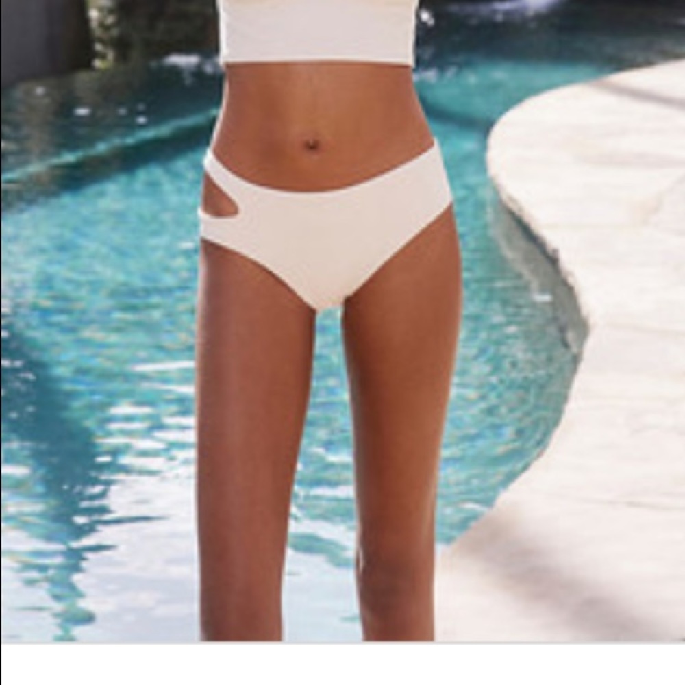 🔥10 for $100🔥 Sanctuary ribbed cutout bikini bottom oatmeal size XS - Picture 2 of 9